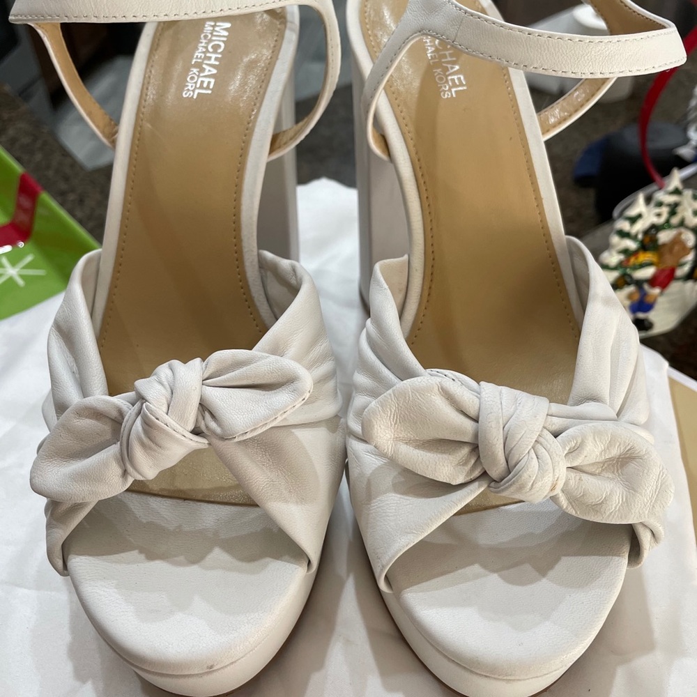 Michael Kors Pippa Leather platforms: Optic white. - Picture 2 of 4